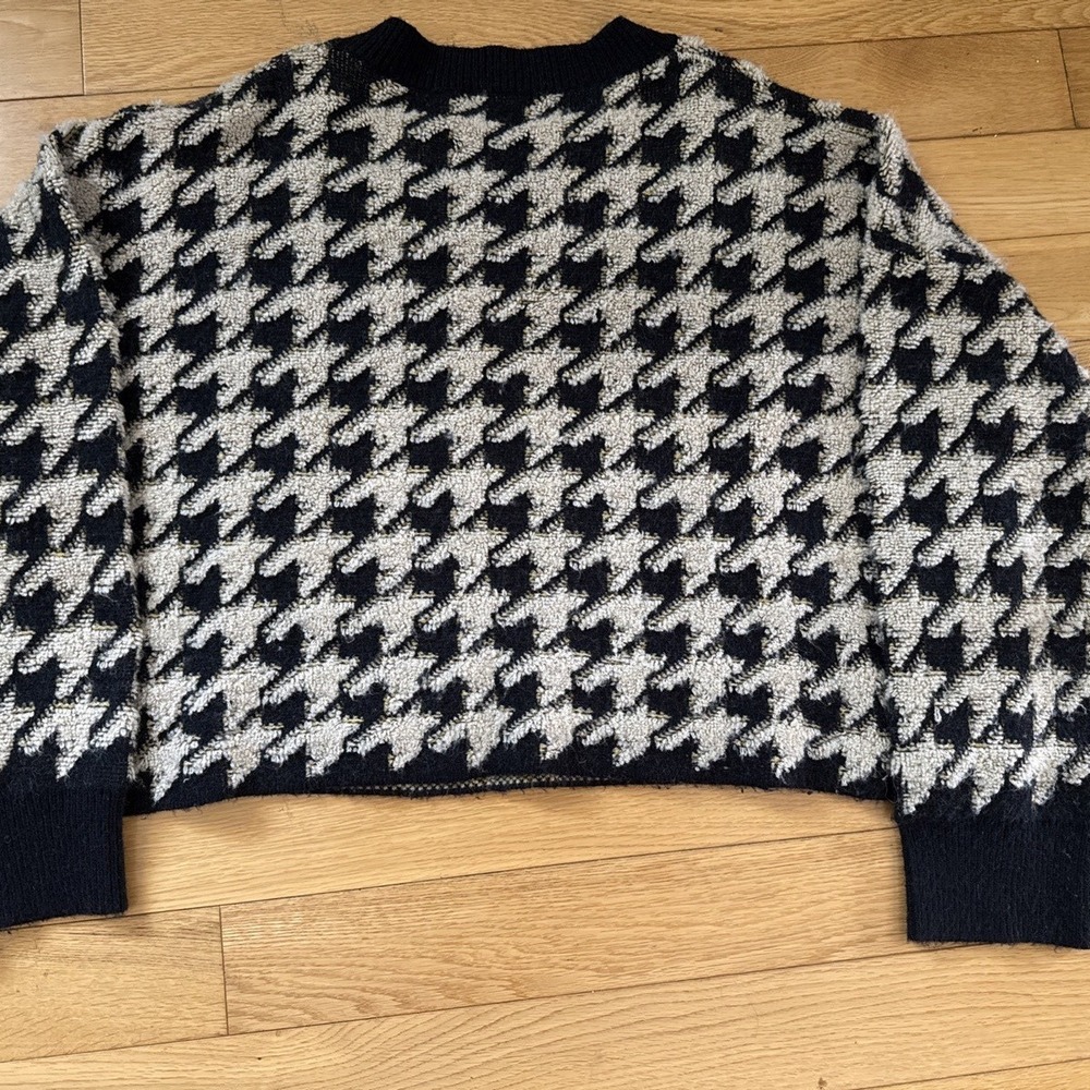 Max Studio L Black Beige Houndstooth Cropped Crew Neck Knit Pullover Sweater